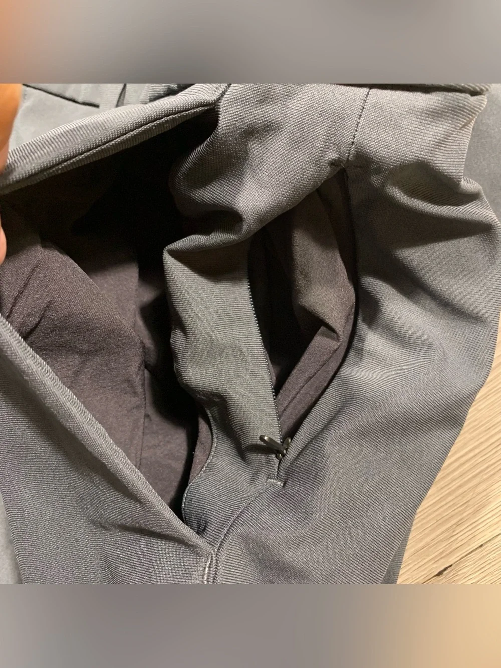 Lululemon Men’s Commission Pant Slim Melanite Gray size 34